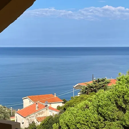In Con Vista Mare * С'Аркитту-Кульери